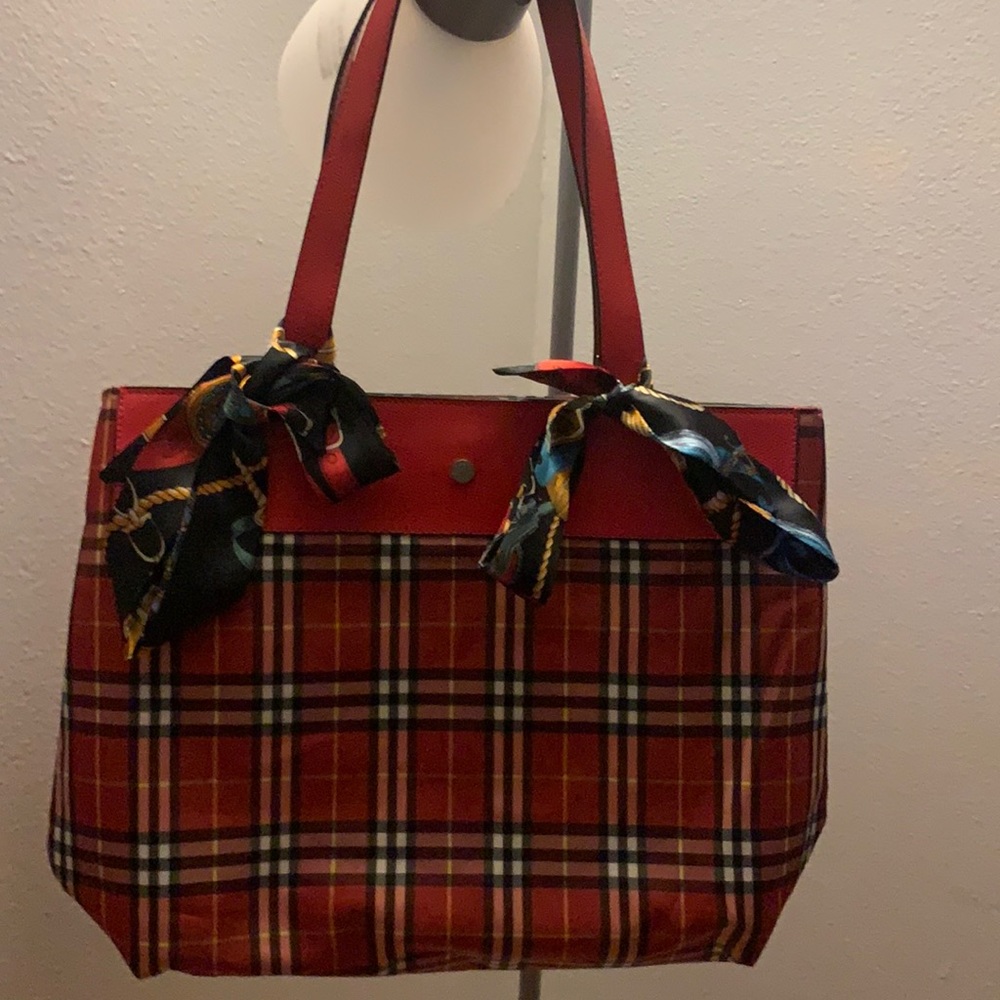 Burberry London check tote red